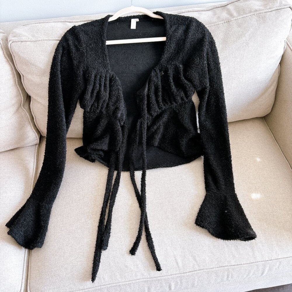 99% NEW KIJUN SWEATER TOP,  SIZE S